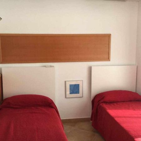 Nice And Quiet Flat In Premia De Mar Hutb Bagian luar foto