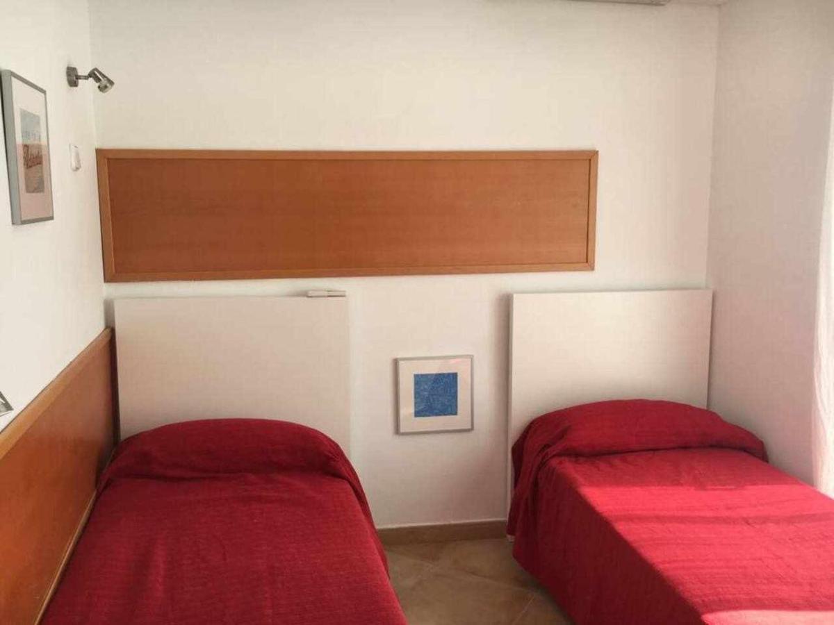 Nice And Quiet Flat In Premia De Mar Hutb Bagian luar foto